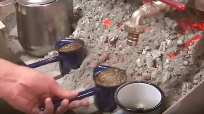 kafa na žaru