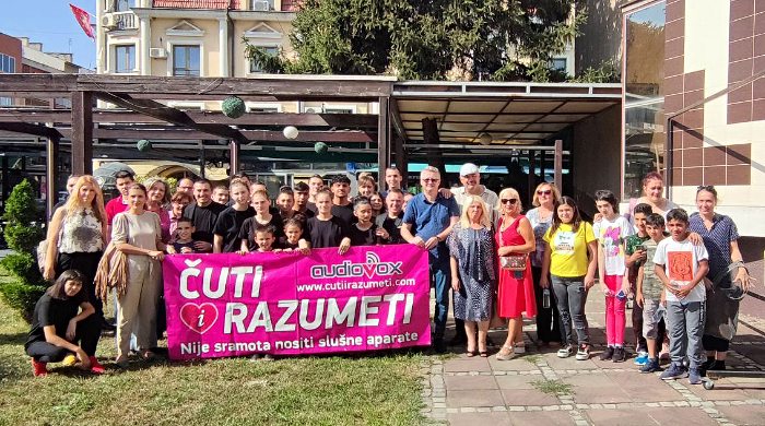 čuti razumeti