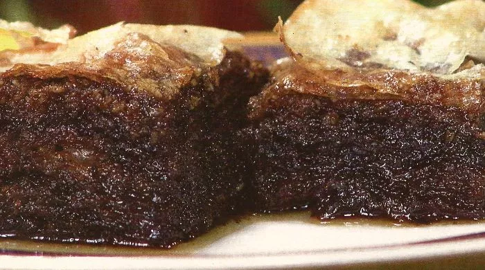 baklava sa mineralnom vodom